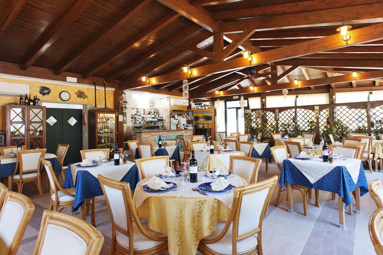 Hotel La Tramontana San Domino Exterior photo